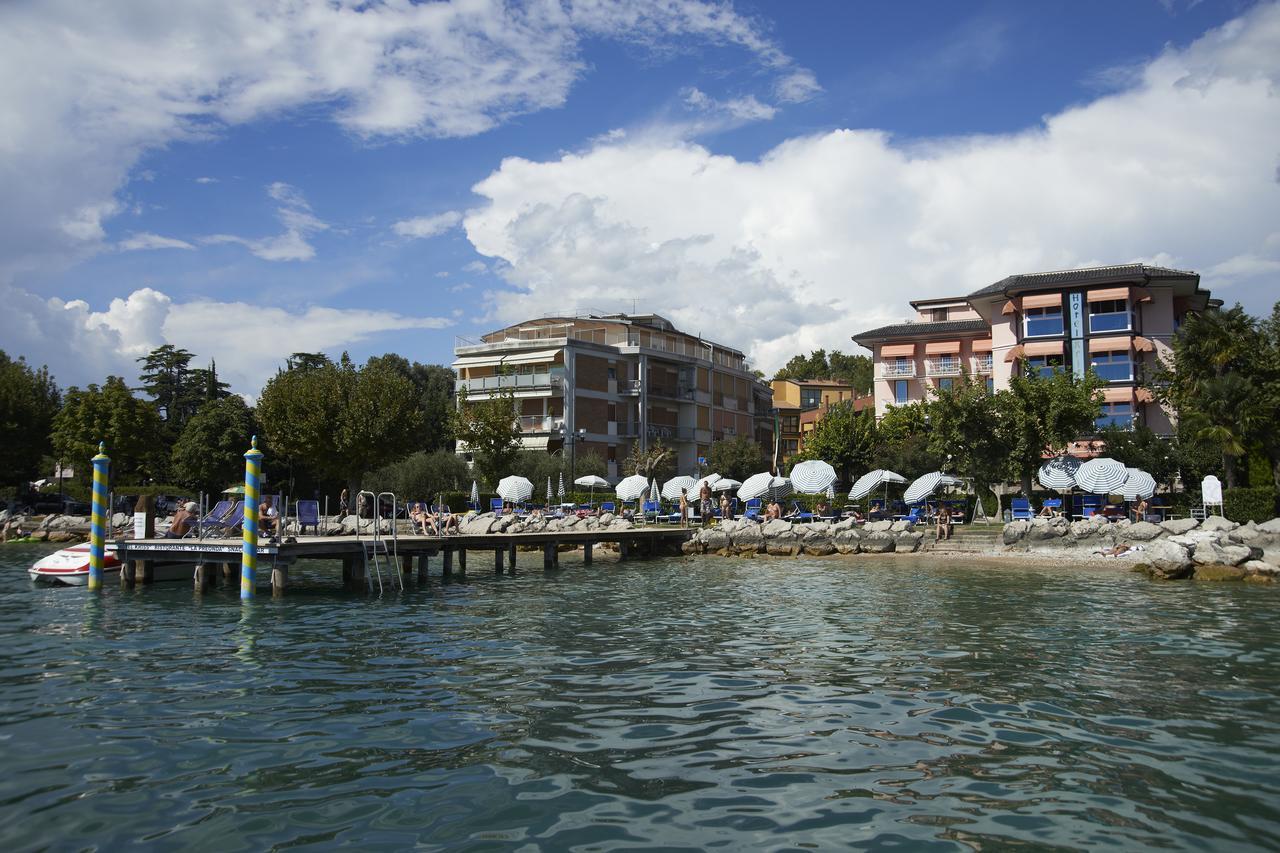 Front Lake Apartment Bardolino Exterior photo